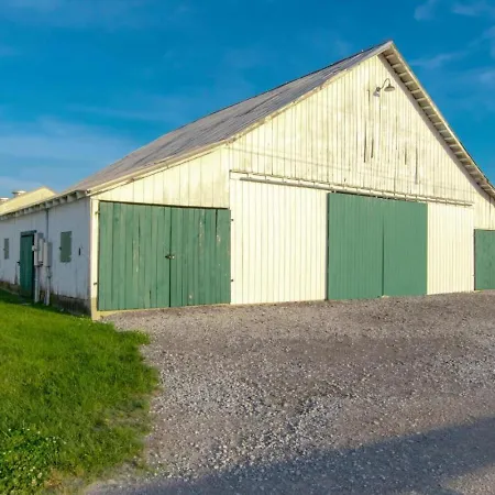 Spacious 3 Bedroom Historic Franklin Quadplex
